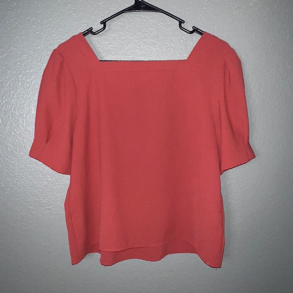 Timing Women’s Red Square Neck Puff Sleeve Blouse M P2P 19 L22